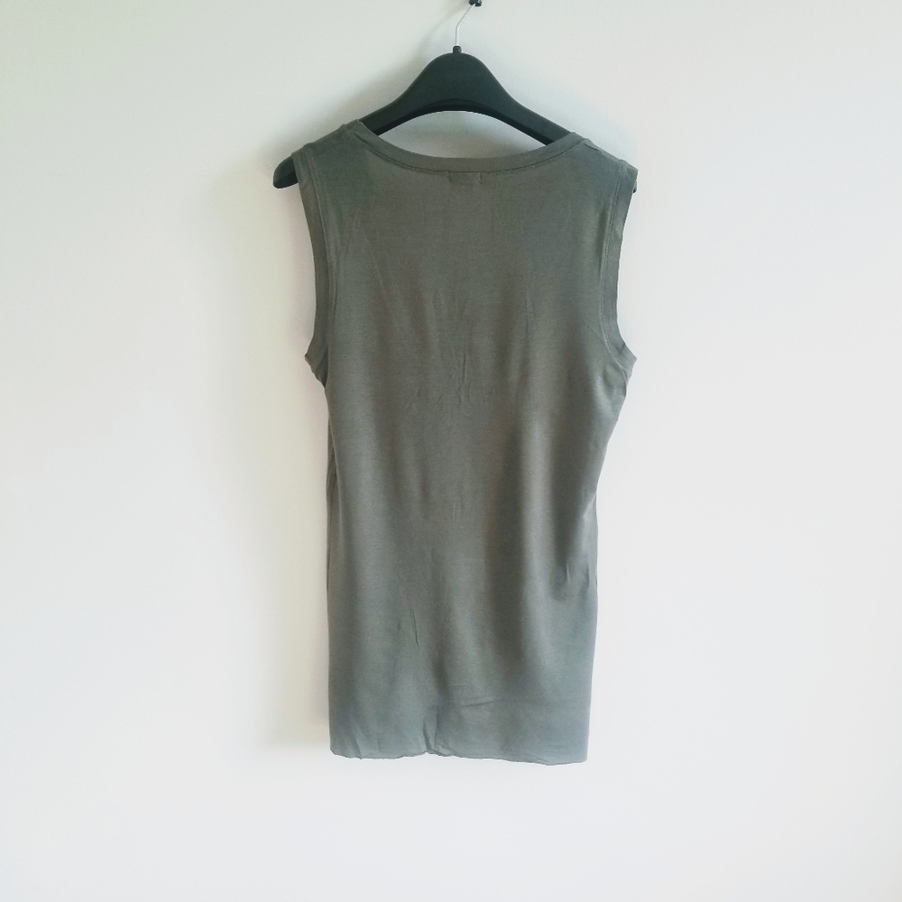 Benetton Tank - Picture 3 of 4